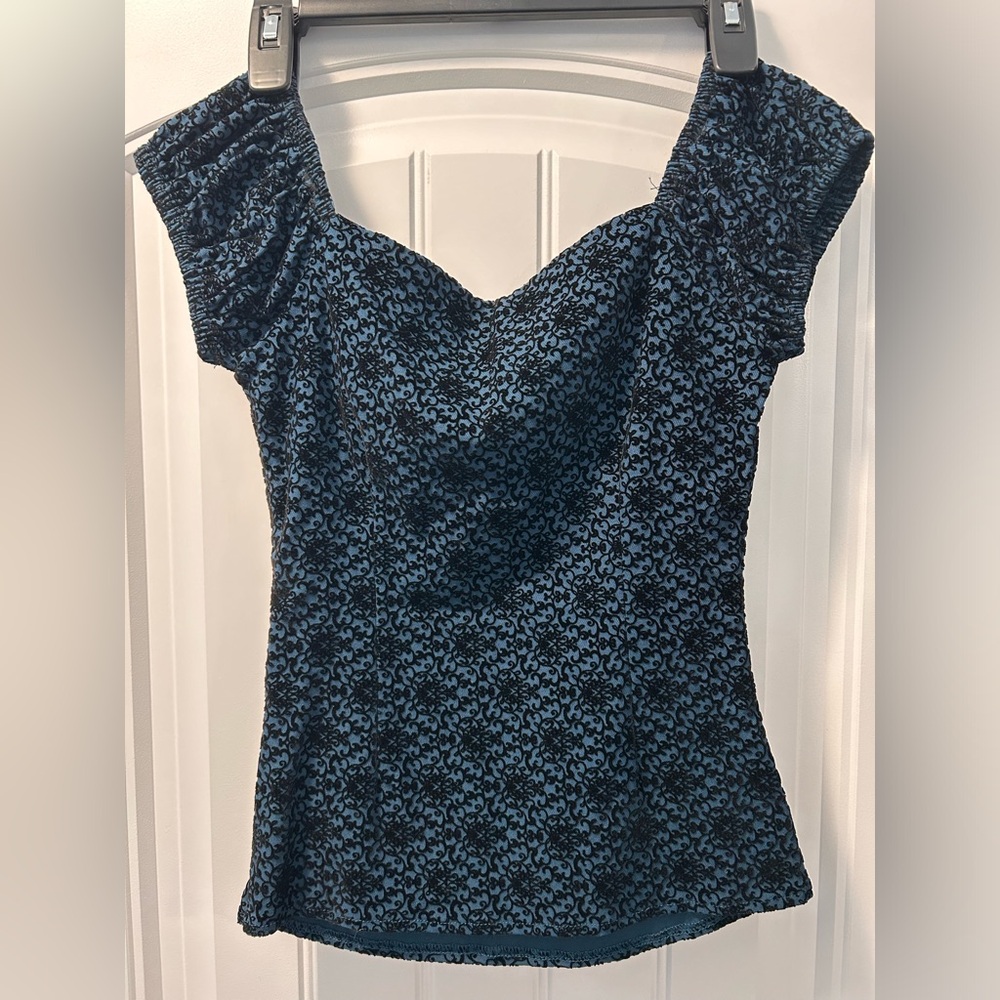 ModCloth Velvet Design Classy Top - Picture 8 of 9